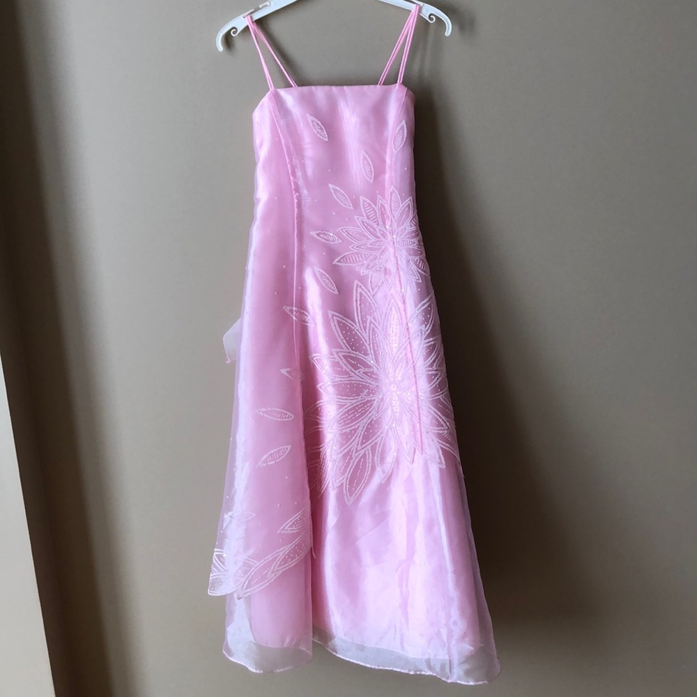 👗 Pink Dress with Straps with White Beading 👗 for Kids